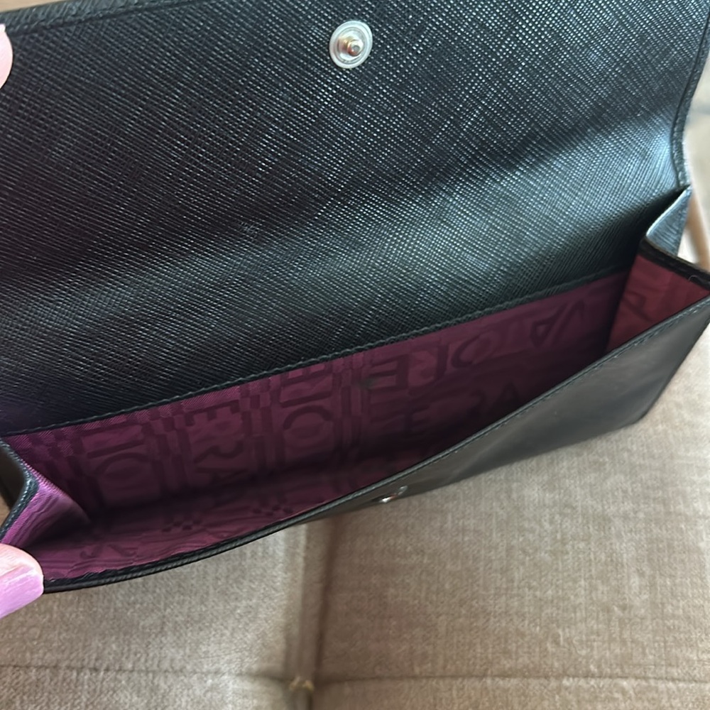 Salvatore Ferragamo Bow Wallet - Picture 6 of 8